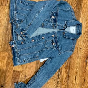 Ladies Size Small Old Navy Denim Jacket